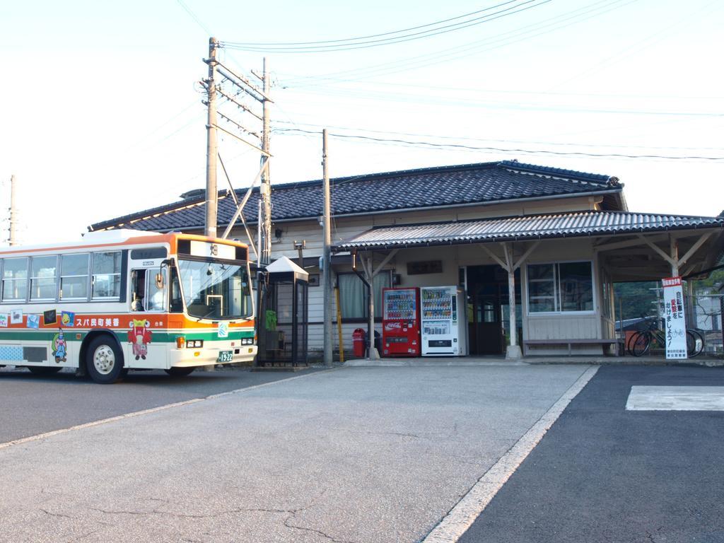 Sazu Onsen Yusho Hotel Kami  Buitenkant foto