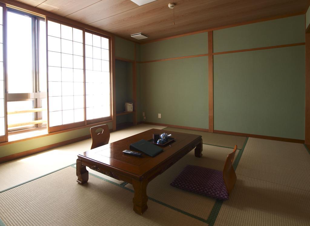 Sazu Onsen Yusho Hotel Kami  Kamer foto