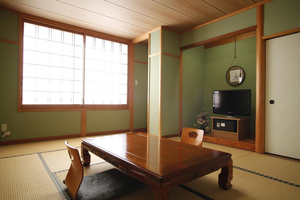 Sazu Onsen Yusho Hotel Kami  Kamer foto